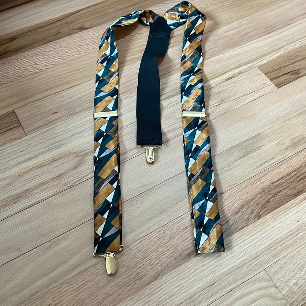 Fun suspenders